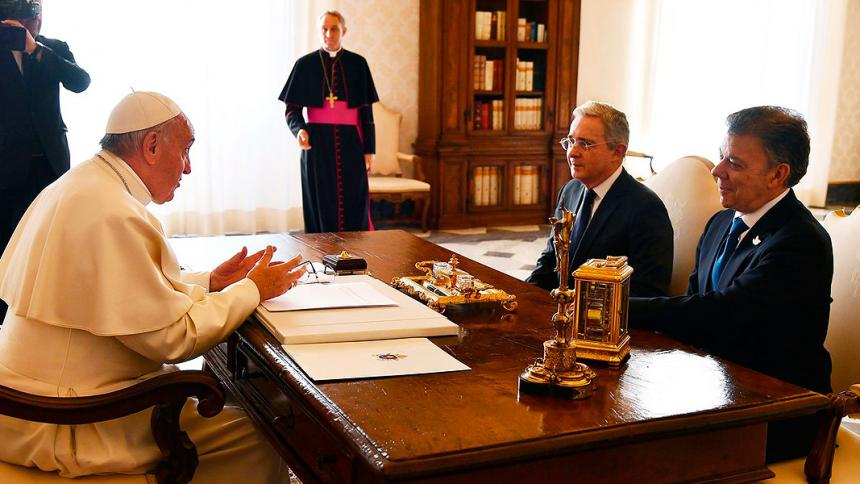 El Vaticano ha servido de mediador en el proceso de paz de Colombia.