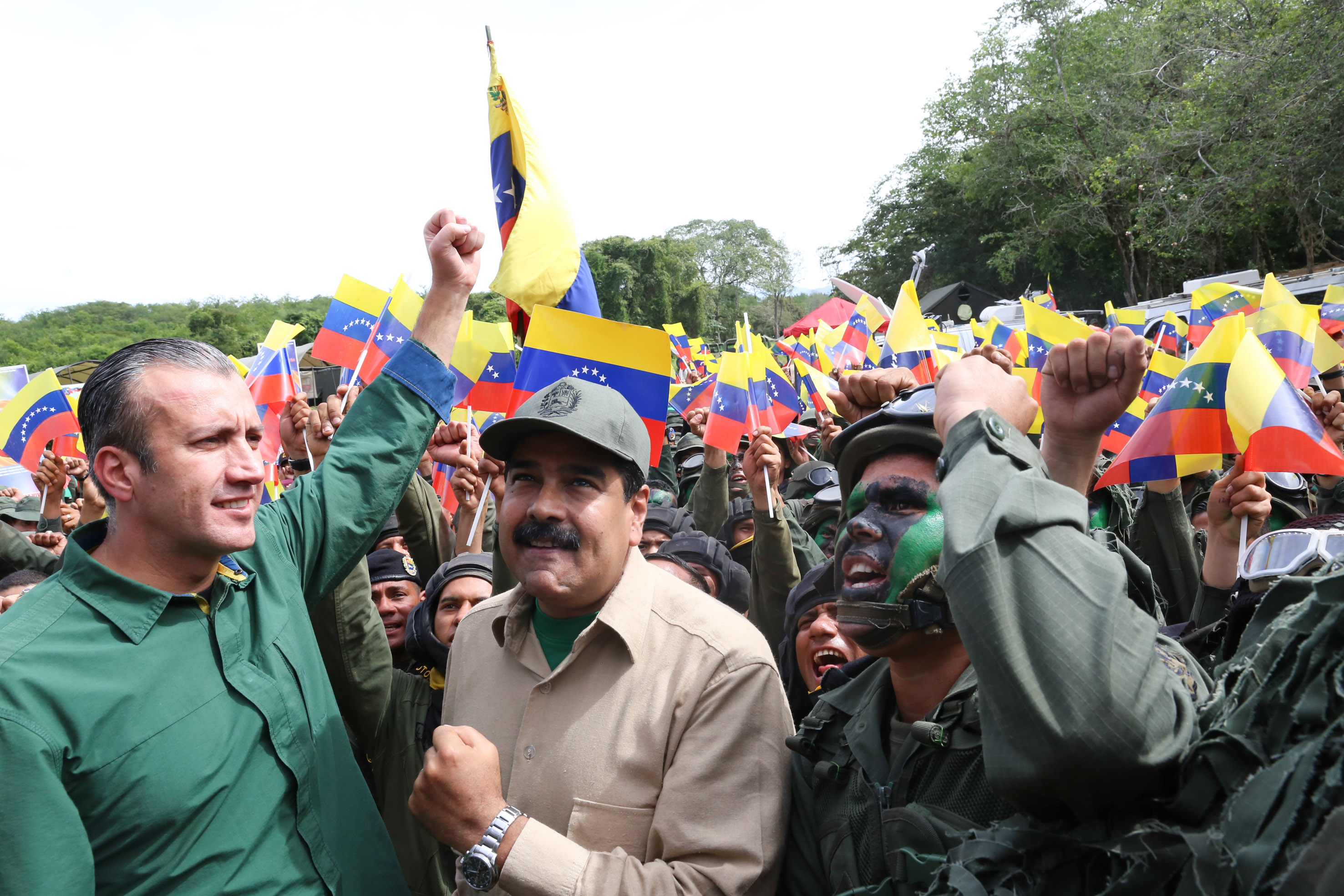Maduro recalcó que Venezuela construye una nueva historia en el campo militar