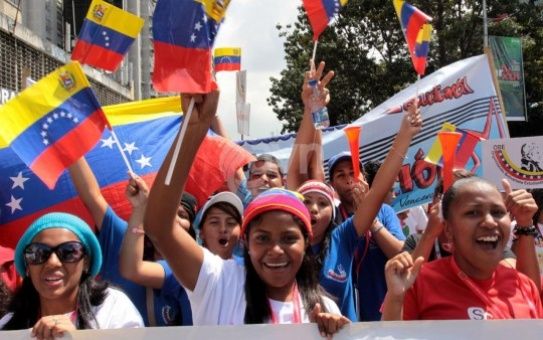 Resultado de imagen para mujeres chavistas de la paz venezuela