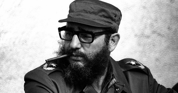 Cubans honor Fidel Castro - Prensa Latina