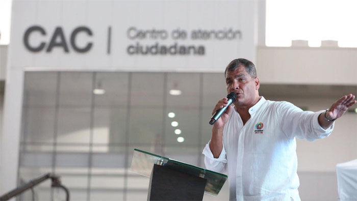 El jefe de Estado dijo que los ataques pretende confundir al pueblo ecuatoriano.