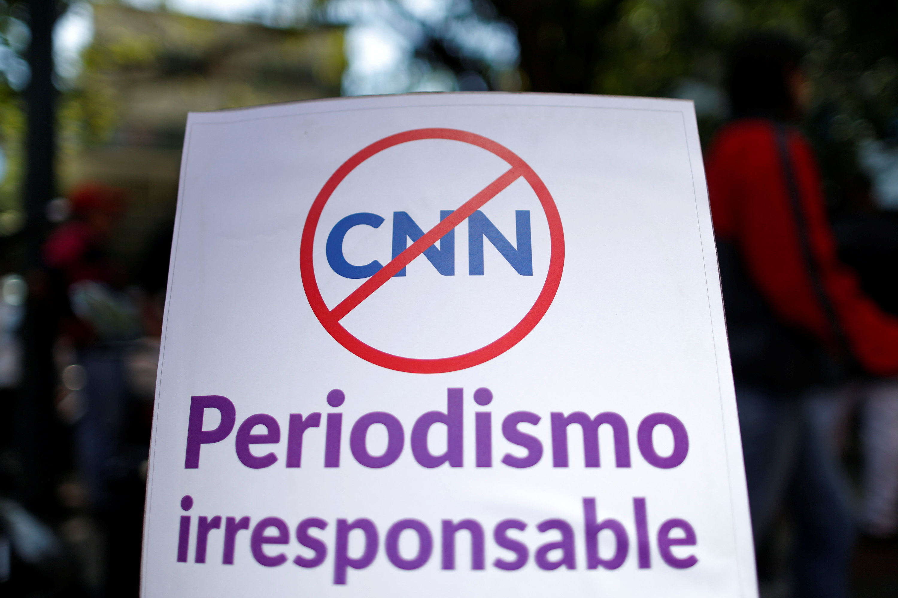 La Comisión Nacional de Telecomunicaciones de Venezuela inició un procedimiento sancionatorio que suspendió las transmisiones de CNN en español por difundir mentiras del país.