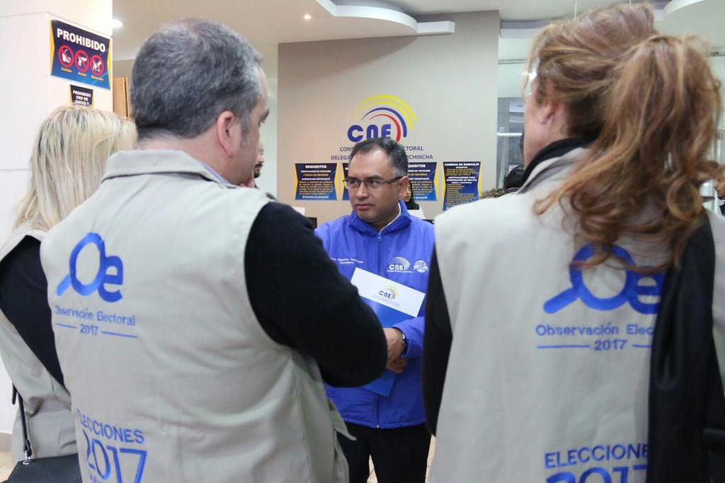Alrededor de 320 observadores internacionales acompañan el proceso electoral en Ecuador.