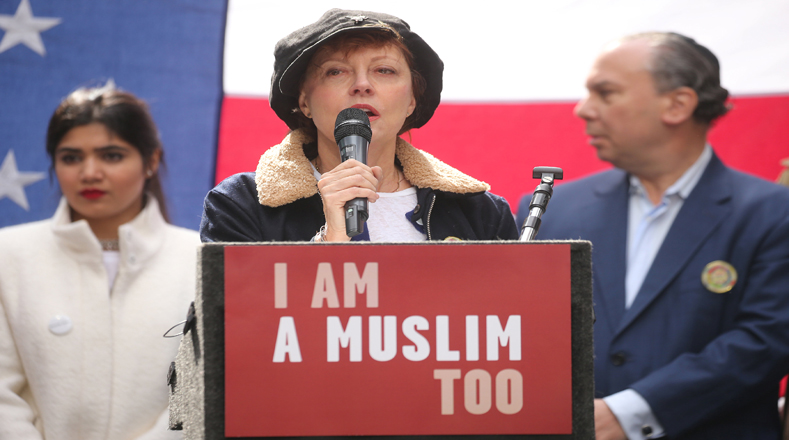 La movilización "yo soy musulmán también" reunió a manifestantes de diferentes religiones y estilos de vida, incluyendo a la actriz Susan Sarandon y el productor Russell Simmons.