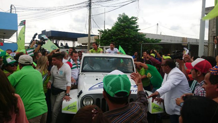 Ciudadanos recibieron a Lenín Moreno para reiterarle su respaldo.