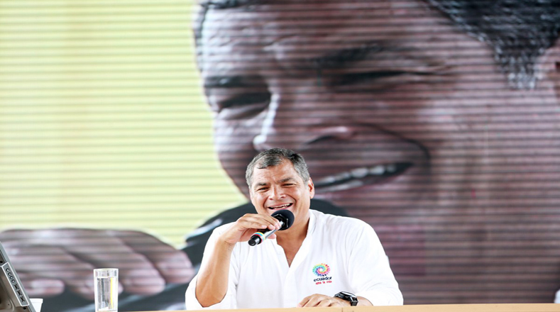 Rafael Correa aseguró que la Revolución Ciudadana que él lidera protege los derechos del pueblo ecuatoriano.