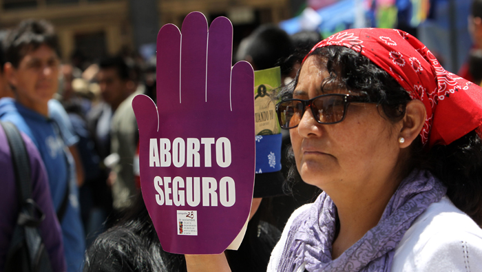 En Bolivia la tasa de muertes maternas es de 160 fallecidas por cada 100.000 nacidos vivos.