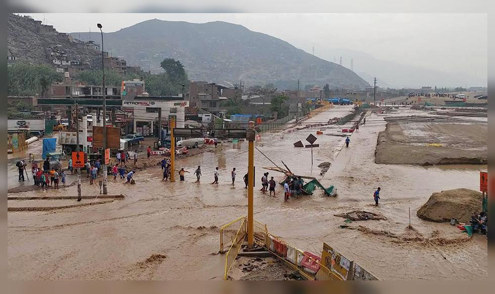 Más de 210 mil 52 viviendas dañadas en Perú por el fenómeno climático El Niño Costero.