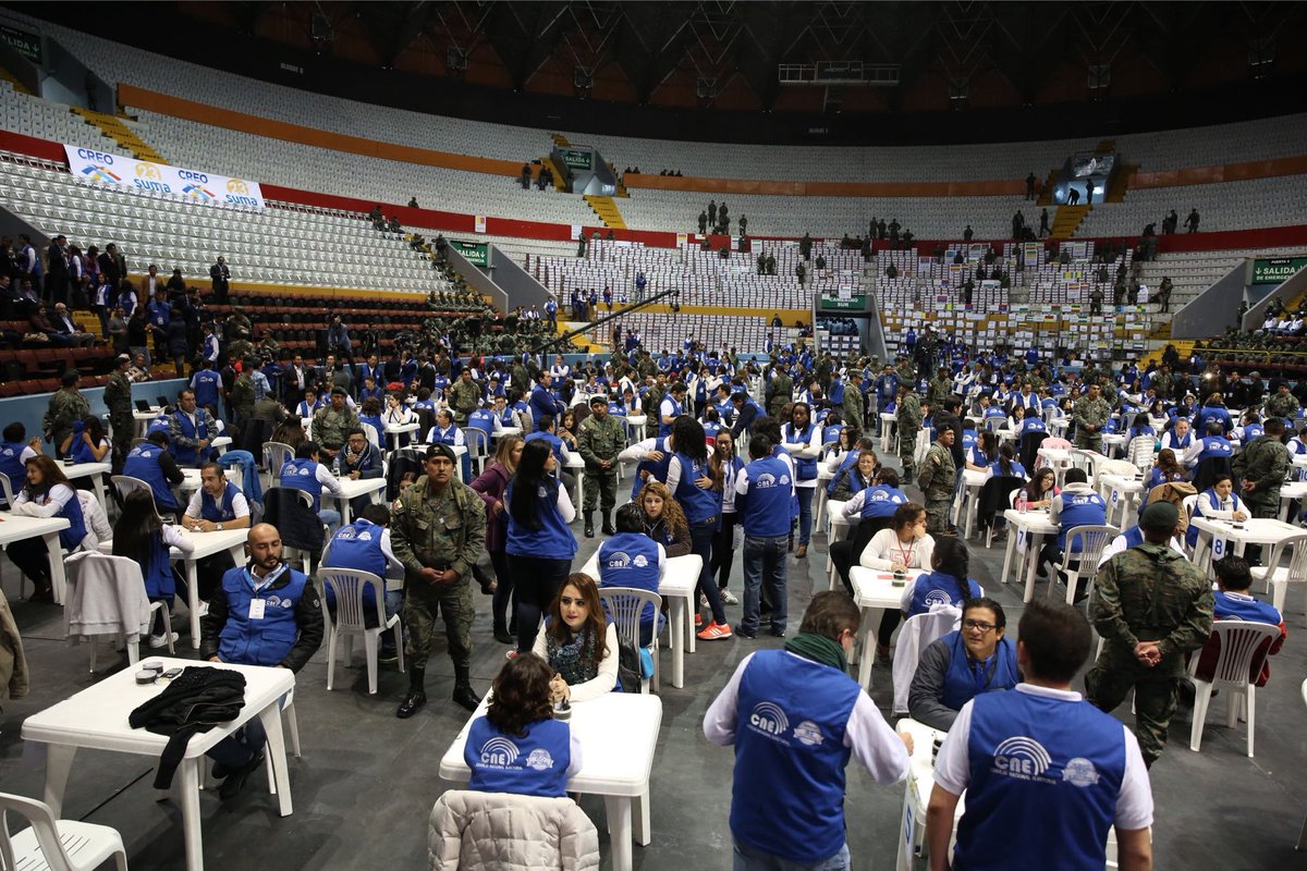 CNE de Ecuador realiza jornada histórica de recuento de votos