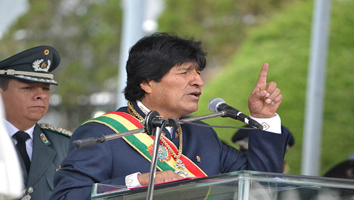 Morales explicó que la economía del capitalismo ahora depende de la guerra.