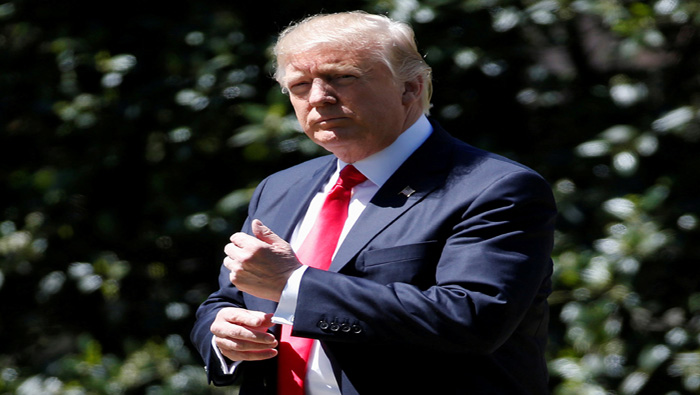 El presidente estadounidense Donald Trump prorrogó el alivio de sanciones contra Irán, pero ordenó una revisión del acuerdo nuclear suscrito en 2015.