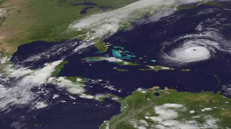 Se espera que la tormenta se debilite este viernes por la baja presión extratropical y las aguas frías del Atlántico.