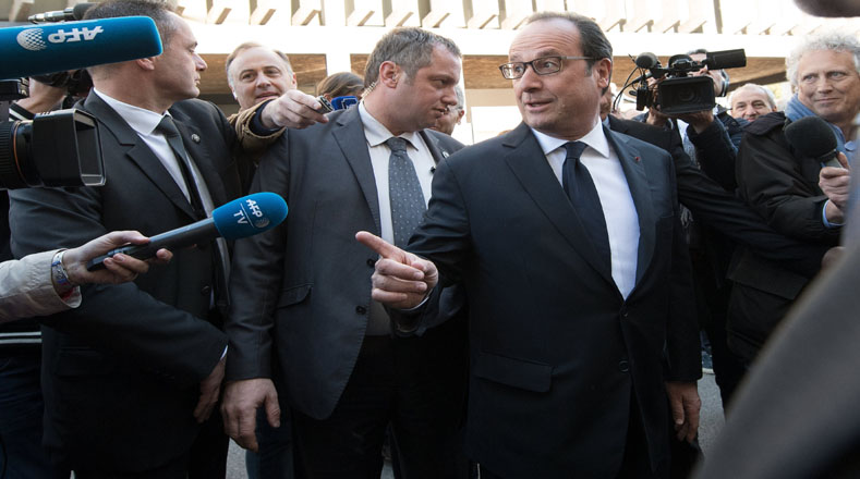 El presidente de Francia, François Hollande, se convirtió en el primero que no opta a la reelección desde que se instauró la Quinta República (1958).
