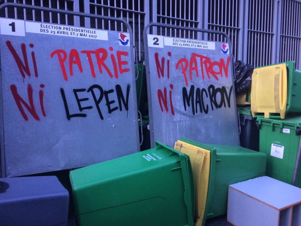 Liceos franceses protestan contra resultados de primera vuelta de elecciones presidenciales.