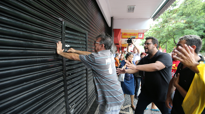 Protesta general en Brasil contra reformas neoliberales de Temer