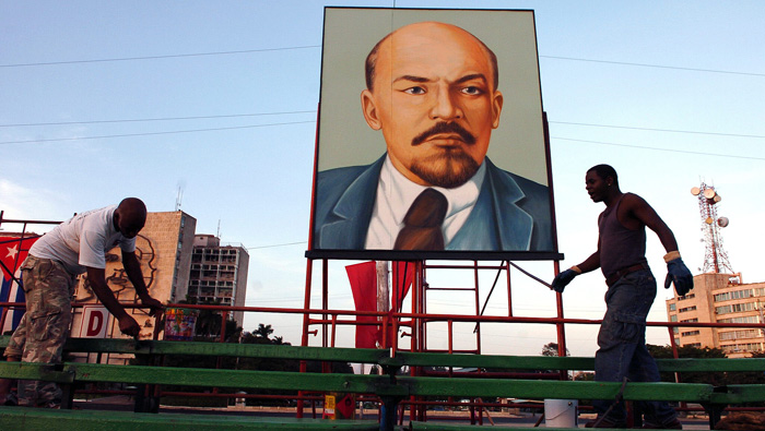 Lenin sigue presente en Cuba, donde sus ideas han pululado en la búsqueda del sistema socialista.
