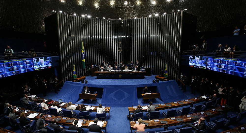 Las elecciones directas son una exigencia del pueblo brasileño desde que fue destituida de su cargo la presidente constitucional Dilma Rousseff por medio de un golpe parlamentario.