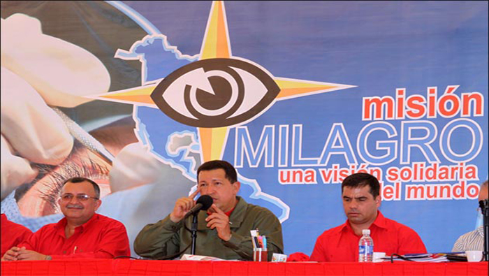 La iniciativa provino de los mandatarios de Venezuela y Cuba, los dirigentes Hugo Chávez y Fidel Castro, respectivamente.