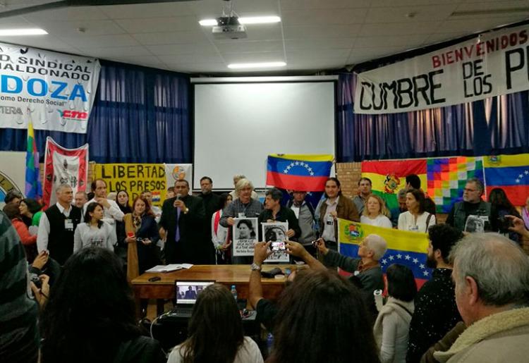 Para las organizaciones reunidas en Mendoza, la única vía de “liberación” y de “definitiva independencia” pasa por “la construcción de una Patria Grande