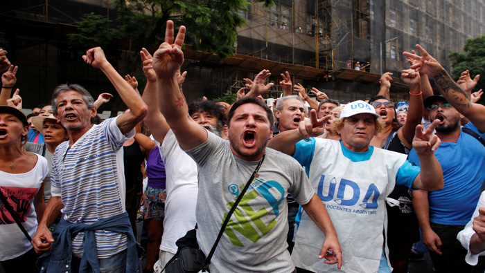 Sindicalismo latinoamericano en la mira
