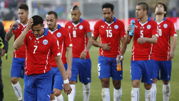 La selección chilena podría no disputar el próximo Mundial de fútbol que se celebrará en Rusia.