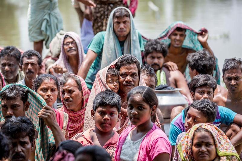 Millones de personas han tenido que ser evacuadas de sus hogares tras las inundaciones asociadas al monzón que azota en India desde junio.