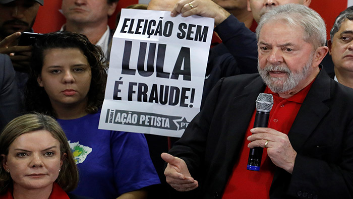 Lula lidera la intención de votos en las elecciones presidenciales de 2018. Desde el anuncio de su candidatura arreciaron los ataques judiciales.