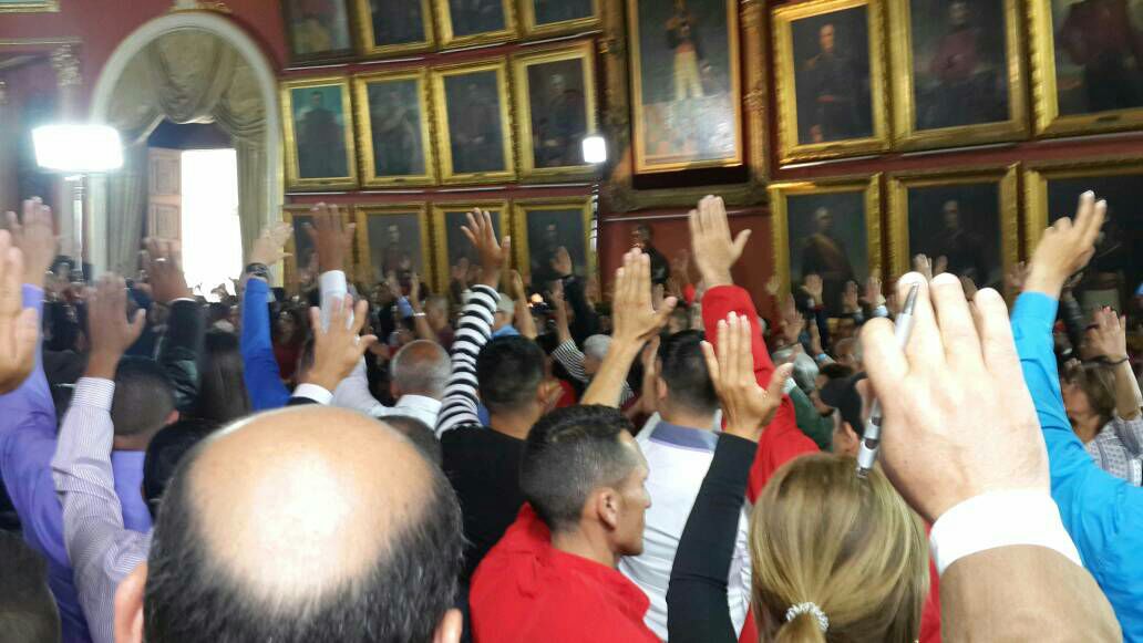 Este viernes los 545 constituyentistas se juramentaron en el Palacio Legislativo para dar oficialmente el inicio a sus funciones.