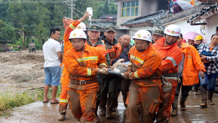El presidente de China, Xi Jinping, ordenó empezar labores de rescate y eliminación del desastre.