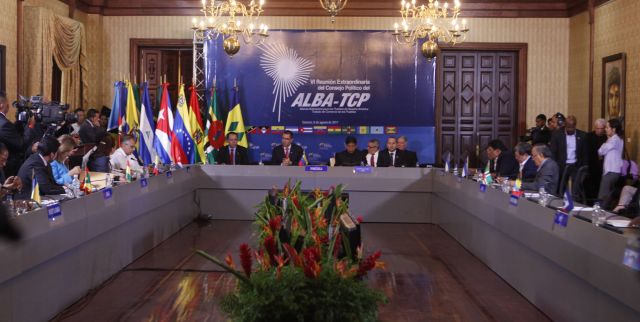 Durante la reunión el Presidente Nicolás Maduro propuso un gran diálogo latinoaméricano y caribeño para restituir el respeto consagrado en la Comunidad de Estados Latinoamericanos y Caribeños (Celac).