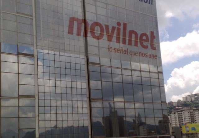 Los nueve cortes de la fibra óptica de Cantv y Movilnet afectaron el servicio en siete estados venezolanos.