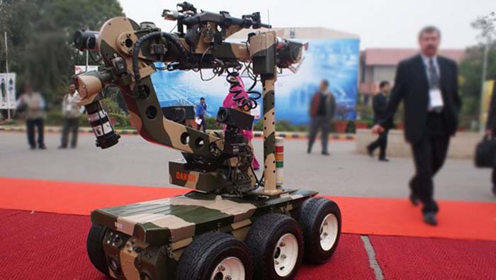 El Ministerio aspira adquirir cerca de 544 robots para la defensa de sus provincias.