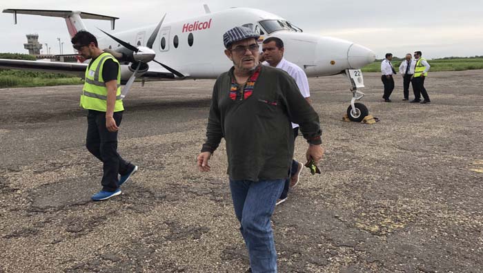 El máximo dirigente de las FARC-EP utilizó las redes sociales para denunciar los asesinatos de exmiembros del grupo.