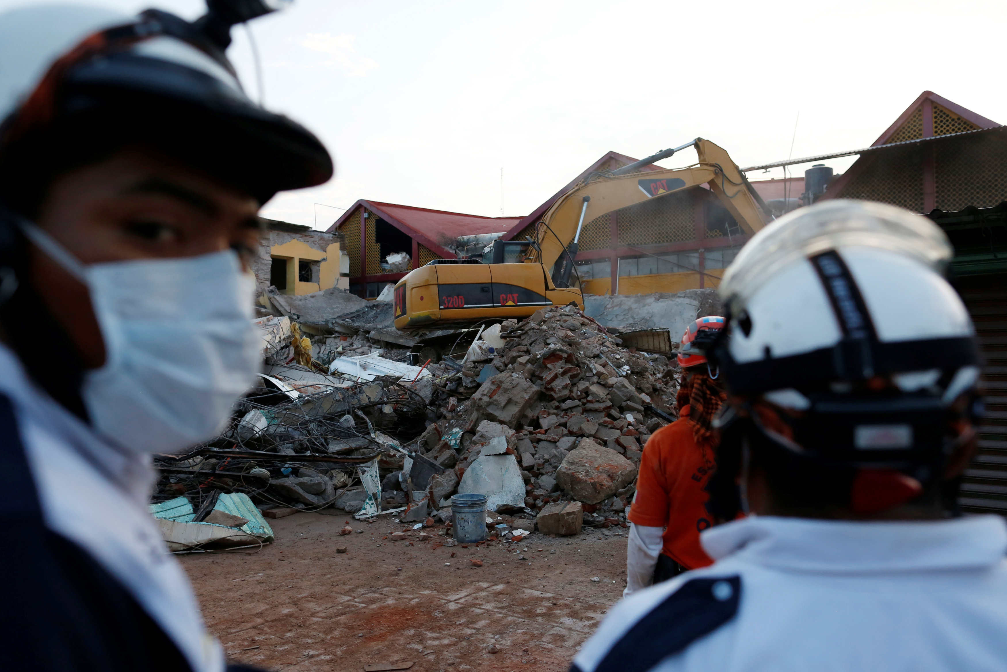 En México continúan realizando labores de rescate y de ayuda en las zonas más afectadas por el sismo.