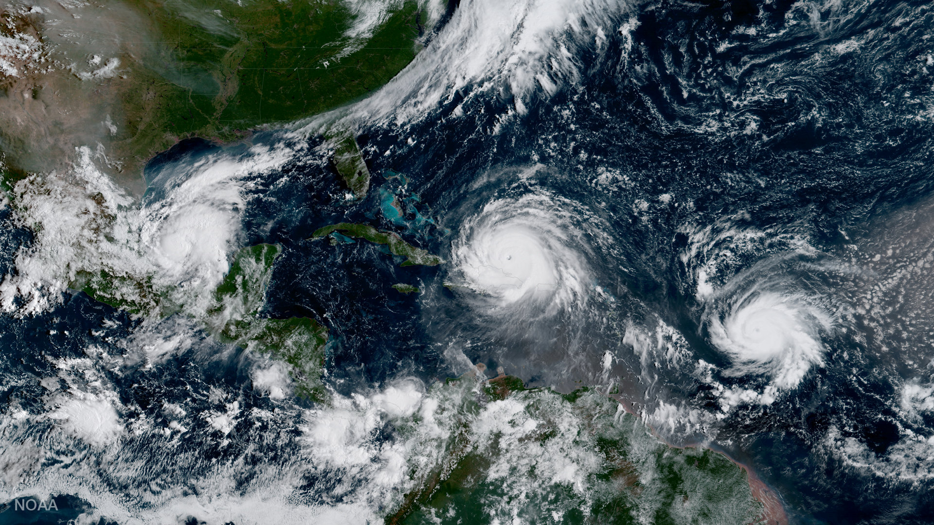 José podía tocar las islas del Caribe luego de cinco días de los destrozos causados por Irma.