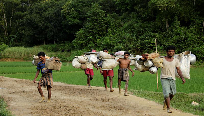 Ya van más de 370.000 rohinyás escapando de las brutales violencia que están ocurriendo en Myanmar.