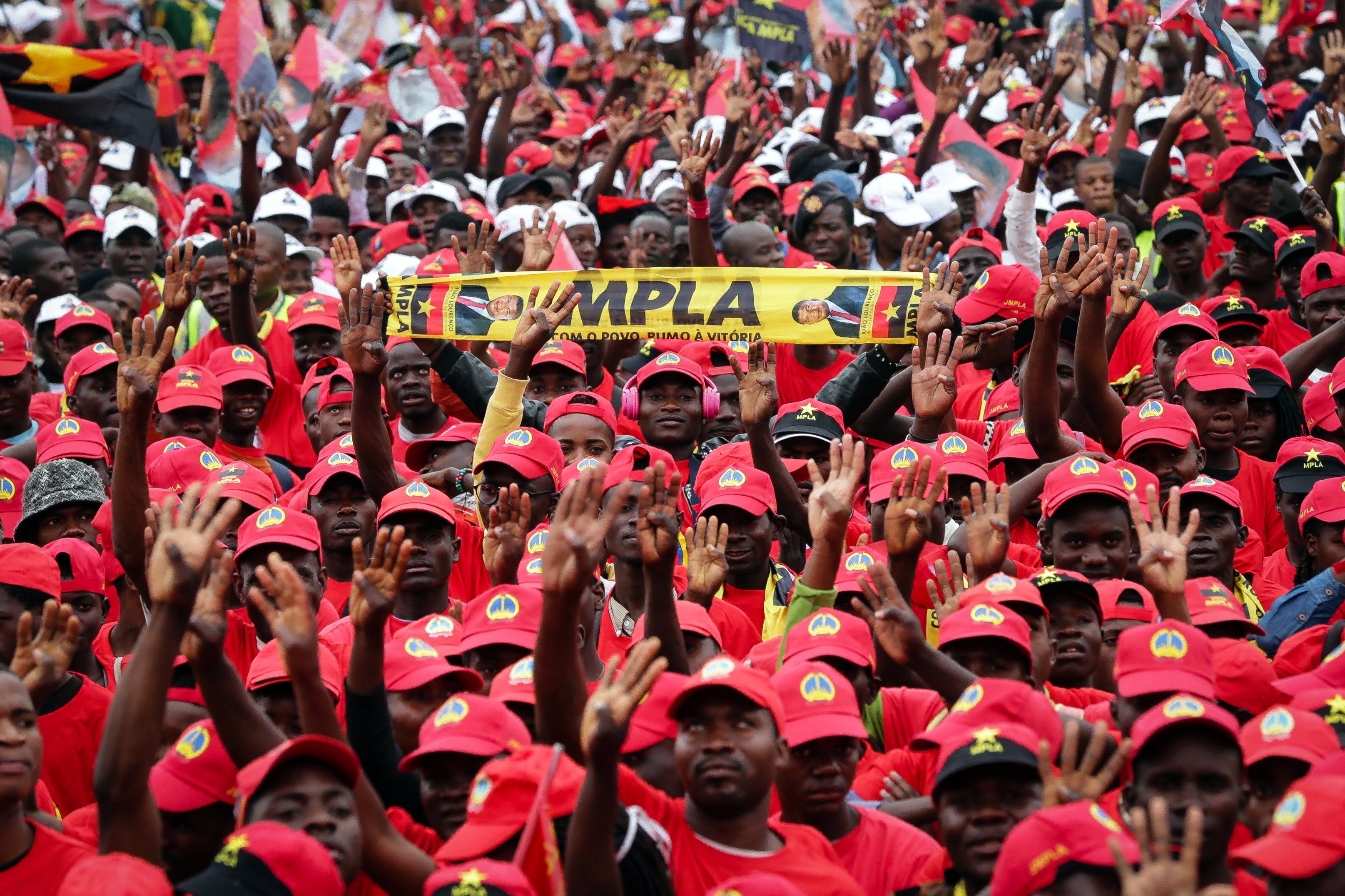 El único partido opositor en reconocer el triunfo del MPLA y felicitar al presidente Joao Lourenço fue la Alianza Patriótica Nacional.