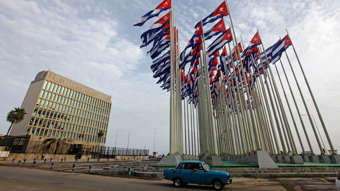 Analistas afirman que es improbable que Cuba hubiese atacado a la diplomacia estadounidense debido a que en 2014 se inició un proceso de restablecimiento de relaciones bilaterales. 