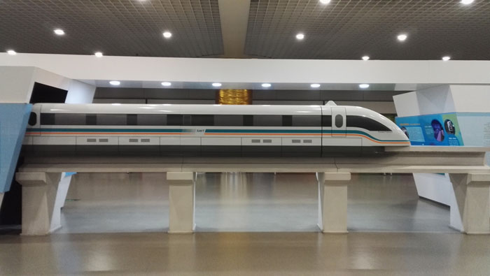Desde 2004, en Shanghái opera una línea ferroviaria de levitación magnética de baja velocidad.
