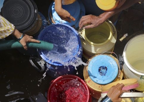 Los vecinos de Lima Norte se movilizarán en contra del abusivo incremento del agua.