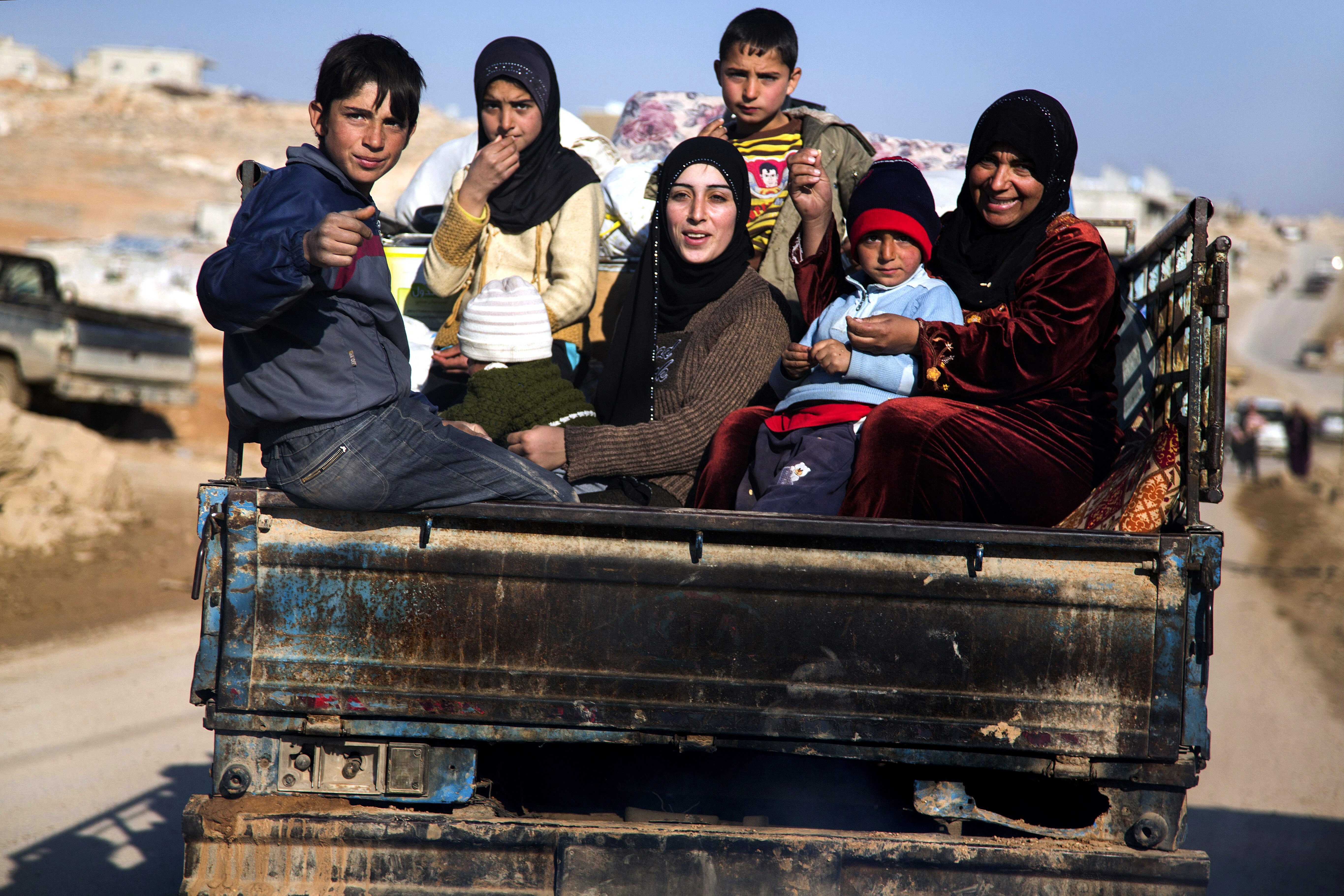 Al menos 440.000 desplazados internos sirios regresaron a sus hogares durante los seis primeros meses de este año.