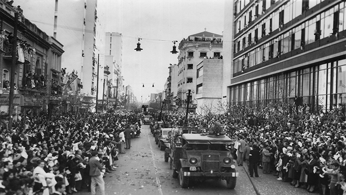 A partir de la fecha, instalaron la primera de una serie de dictaduras cívico-militares en Argentina.