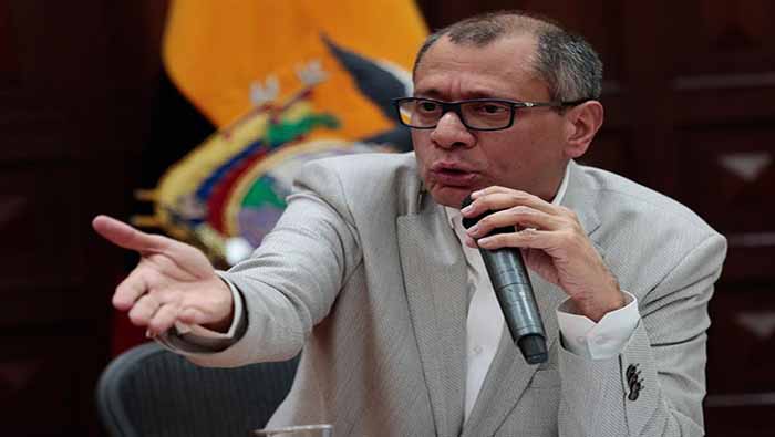 El vicepresidente de Ecuador aseguró que la solicitud del fiscal para sustituir las medidas cautelares es una 