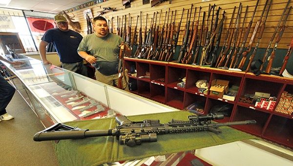 La venta de armas en Estados Unidos es una de las principales consecuencias de asesinatos en el territorio.