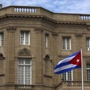 Bandera cubana en la nueva embajada del país caribeño en Washington, Estados Unidos.