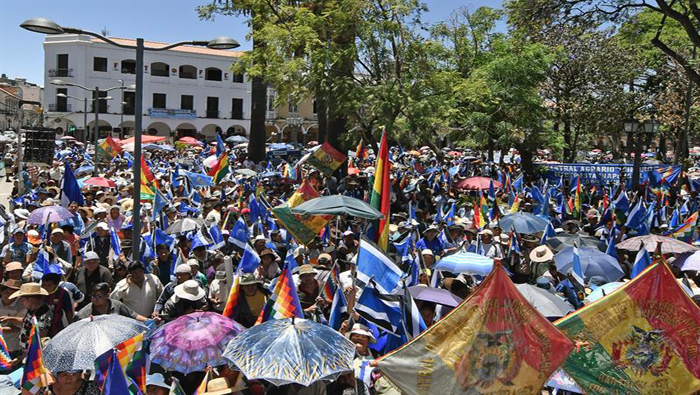 Los dirigentes expresaron su deseo de continuar con el presidente Morales en el poder por sus logros económicos, sociales y en la defensa de la democracia.