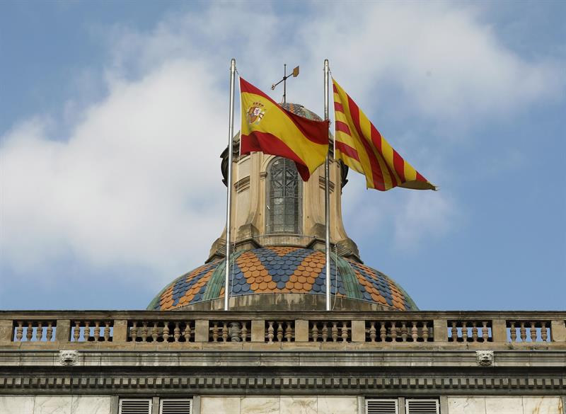 España y Cataluña viven una situación crítica en medio del proceso independentista.