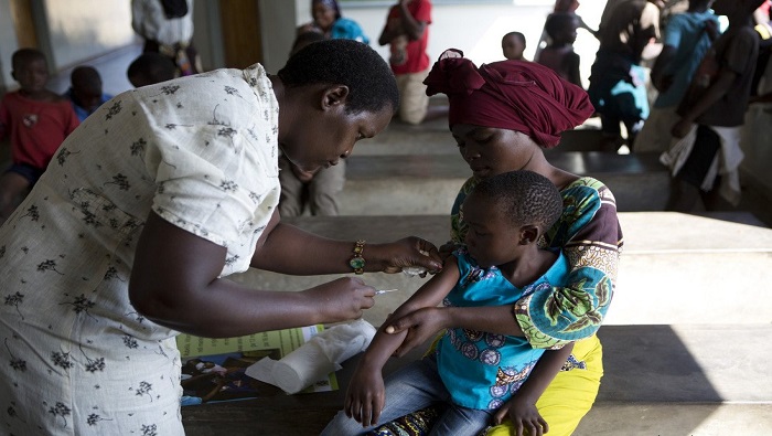 El departamento de Vacunas de la OMS advirtió que la clave de la erradicación del sarampión está en la vacunación.