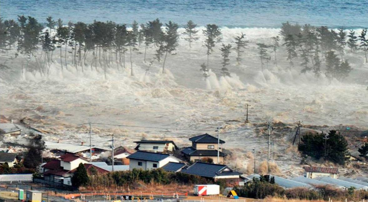La rápida urbanización y el aumento del turismo en las regiones propensas a los tsunamis ponen cada vez a más personas en peligro.
