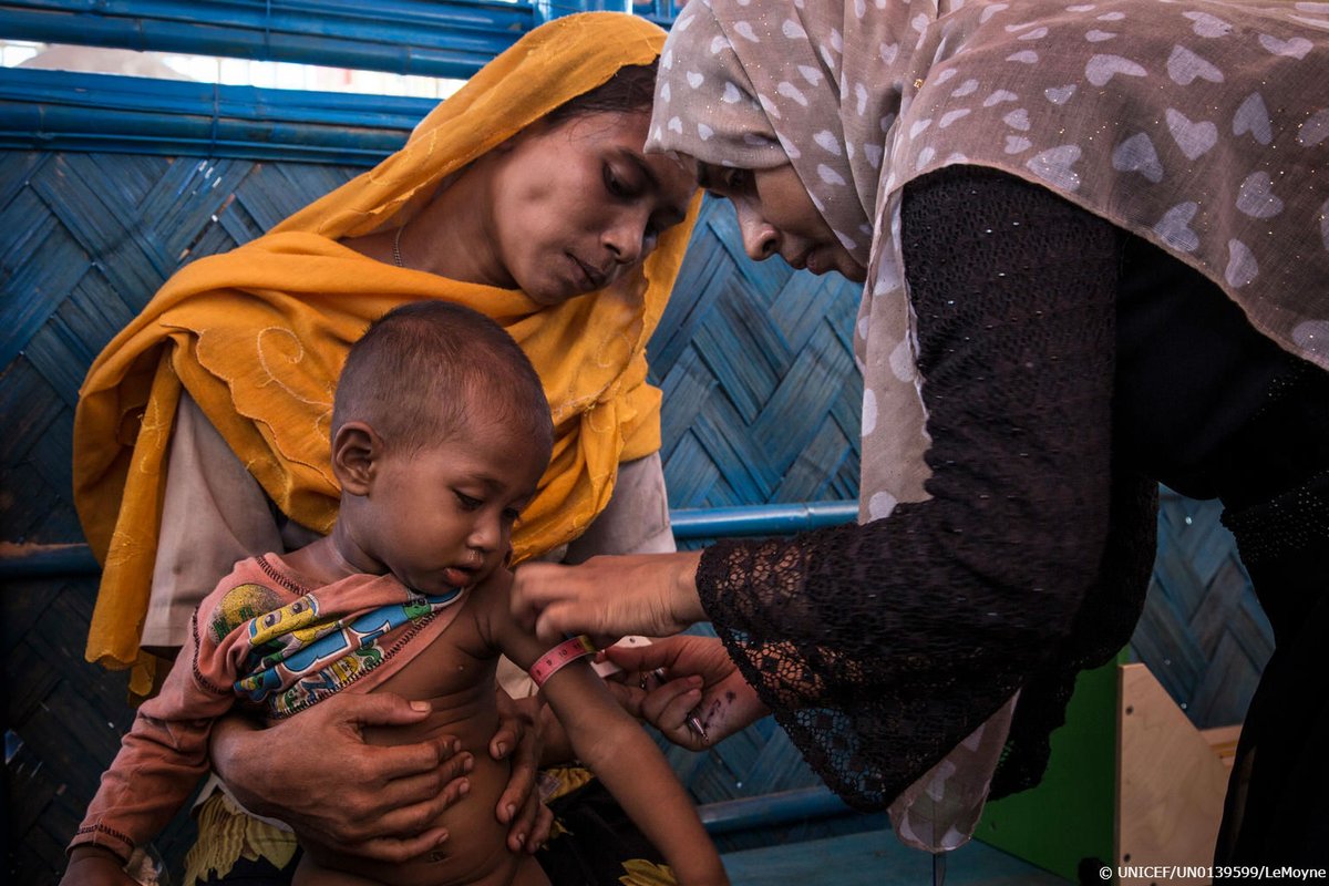 Desde finales de agosto, más de 800.000 refugiados  rohingyas han llegado a Bangladesh.